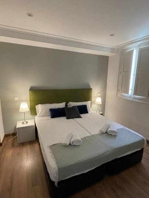 Apartamento IV Alcalaretiro Ideal Parejas マドリード エクステリア 写真