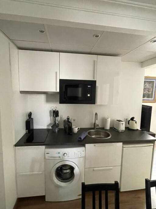 Apartamento IV Alcalaretiro Ideal Parejas マドリード エクステリア 写真